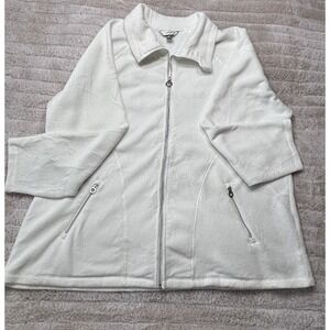 CJ Banks Women's Plus Full Zip White Fleece Jacket Shirt Zipper Pockets Size 2X‎